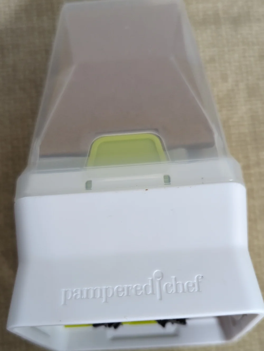 Pampered Chef Herb Grinder New No Box
